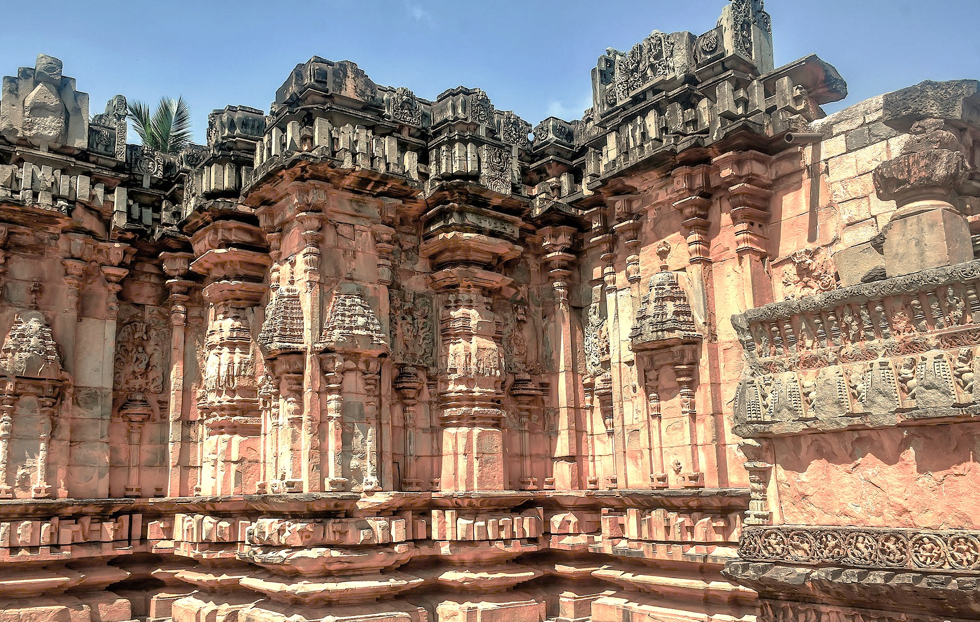 Intricate stone carvings on the ancient Chandramouli Temple in Hubli, Karnataka, India, near Agadi Thota Village on the way to Old Goa Unesco churches. Intricate stone carvings on the ancient Chandramouli Temple in Hubli, Karnataka, India, near Agadi Thota Village on the way to Old Goa Unesco churches.
