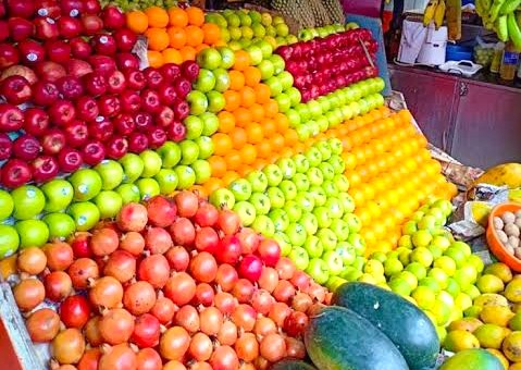 India fruit stall