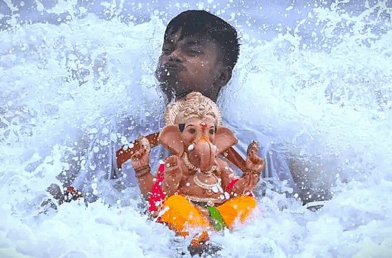 Gnesha festival India