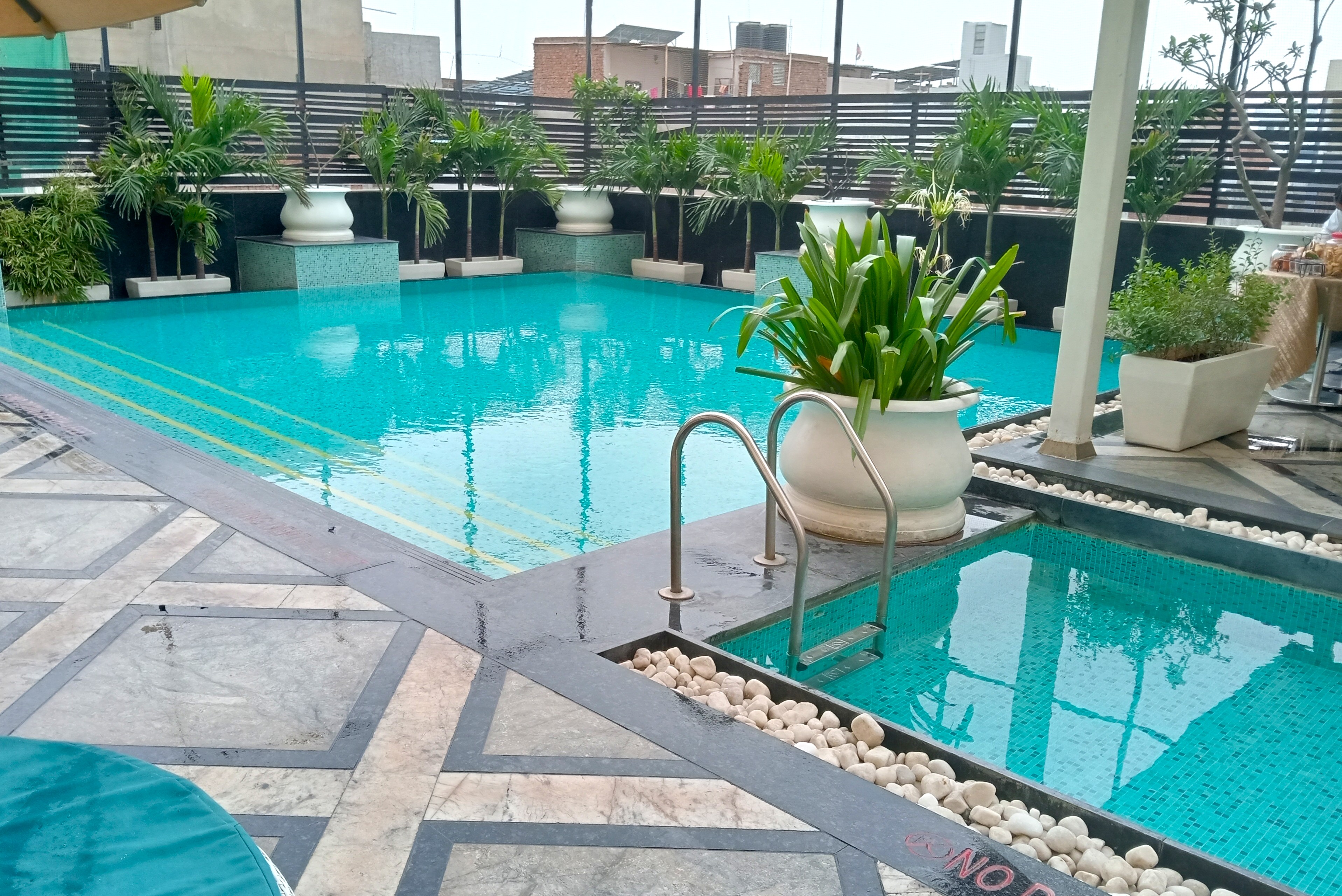 Hilton Hilton