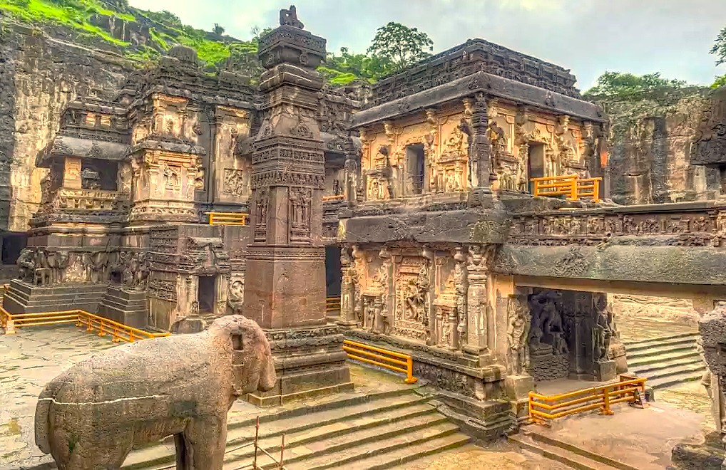 “Explore India’s UNESCO World Heritage Ellora and Ajanta Caves in Maharashtra’s Aurangabad, showcasing the spectacular Kailasa Temple rock-cut architecture, intricate sculptures, ancient Hindu shrine, cultural landmark drawing vibrant global visitors.”