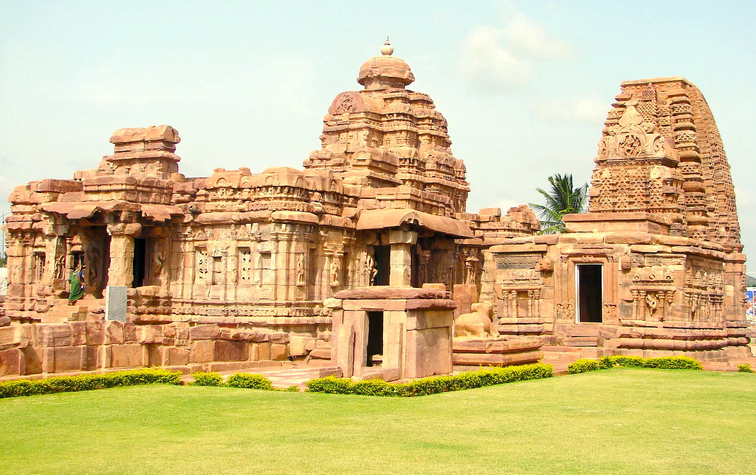 The intricately carved Mallikarjuna Temple in Pattadakal, Karnataka, India, a key part of the UNESCO World Heritage site, is a magnificent Chalukyan structure located near Bada The intricately carved Mallikarjuna Temple in Pattadakal, Karnataka, India, a key part of the UNESCO World Heritage site, is a magnificent Chalukyan structure located near Bada