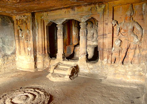 Discover the intricate rock-cut sculptures inside the Meguti Temple at Aihole, Karnataka, India, a historic landmark near the Badami cave temples and the Pattadakal UNESCO site. Discover the intricate rock-cut sculptures inside the Meguti Temple at Aihole, Karnataka, India, a historic landmark near the Badami cave temples and the Pattadakal UNESCO site.