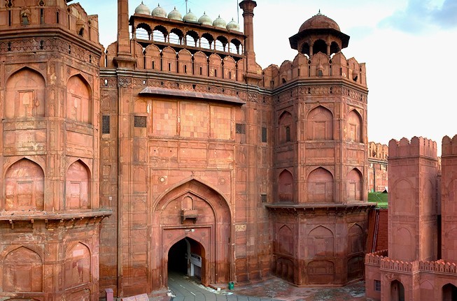 Within the Red Fort Delhi, countless artifacts reflect the heritage and grandeur of the Mughal dynasty. Among them are intricate miniatures and finely crafted jade pieces, providing a glimpse into the luxurious lifestyle of the emperors. The fort also houses the Mumtaz Mahal, known for its exquisite tapestries and royal collections, along with the beautiful Diwan-e-Khas - Hall of Private Audience, where the emperor would meet distinguished guests.  Within the Red Fort Delhi, countless artifacts reflect the heritage and grandeur of the Mughal dynasty. Among them are intricate miniatures and finely crafted jade pieces, providing a glimpse into the luxurious lifestyle of the emperors. The fort also houses the Mumtaz Mahal, known for its exquisite tapestries and royal collections, along with the beautiful Diwan-e-Khas - Hall of Private Audience, where the emperor would meet distinguished guests.
