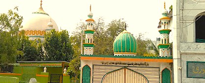 “Explore India’s ancient UNESCO World Heritage Ellora and Ajanta Caves in Maharashtra’s Aurangabad region, then visit the historic Shahganj Dargah shrine showcasing exquisite Islamic architecture and rich serene spiritual heritage.”