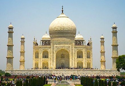 Majestic white marble Taj Mahal mausoleum in Agra, Uttar Pradesh, India, symbolizing eternal love, iconic Mughal architecture marvel, UNESCO World Heritage Site, popular tourist attraction. Majestic white marble Taj Mahal mausoleum in Agra, Uttar Pradesh, India, symbolizing eternal love, iconic Mughal architecture marvel, UNESCO World Heritage Site, popular tourist attraction.