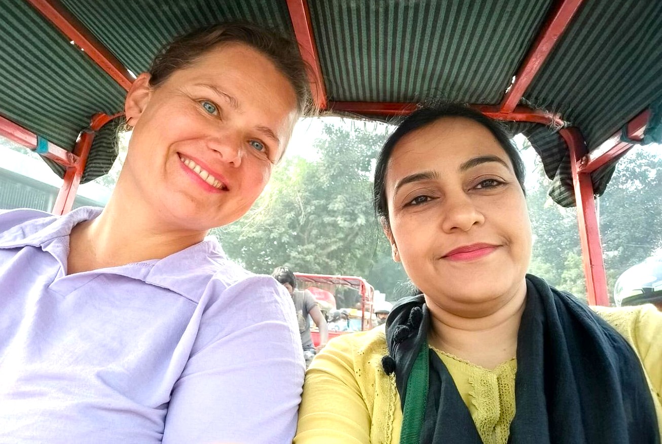 The interactions at the Taj Mahal Palace create a vibrant, mutually beneficial ecosystem. Tourists receive more than just luxury; they gain access to authentic local culture, unique handcrafted goods, and personalized services that mass-market hotels cannot offer. This enriches their stay, transforming it into a genuine cultural immersion. In return, local businesses—from textile weavers and artisans to spice merchants and local guides—gain access to a prestigious, international clientele. This provides them with sustainable, premium income, preserves their heritage and skills for future generations, and fosters a sense of pride, showcasing the best of Mumbai to the world. The interactions at the Taj Mahal Palace create a vibrant, mutually beneficial ecosystem. Tourists receive more than just luxury; they gain access to authentic local culture, unique handcrafted goods, and personalized services that mass-market hotels cannot offer. This enriches their stay, transforming it into a genuine cultural immersion. In return, local businesses—from textile weavers and artisans to spice merchants and local guides—gain access to a prestigious, international clientele. This provides them with sustainable, premium income, preserves their heritage and skills for future generations, and fosters a sense of pride, showcasing the best of Mumbai to the world.