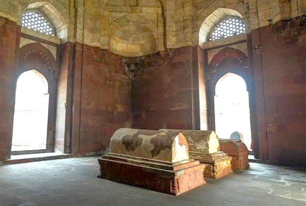 Ancient tombs Ancient tombs